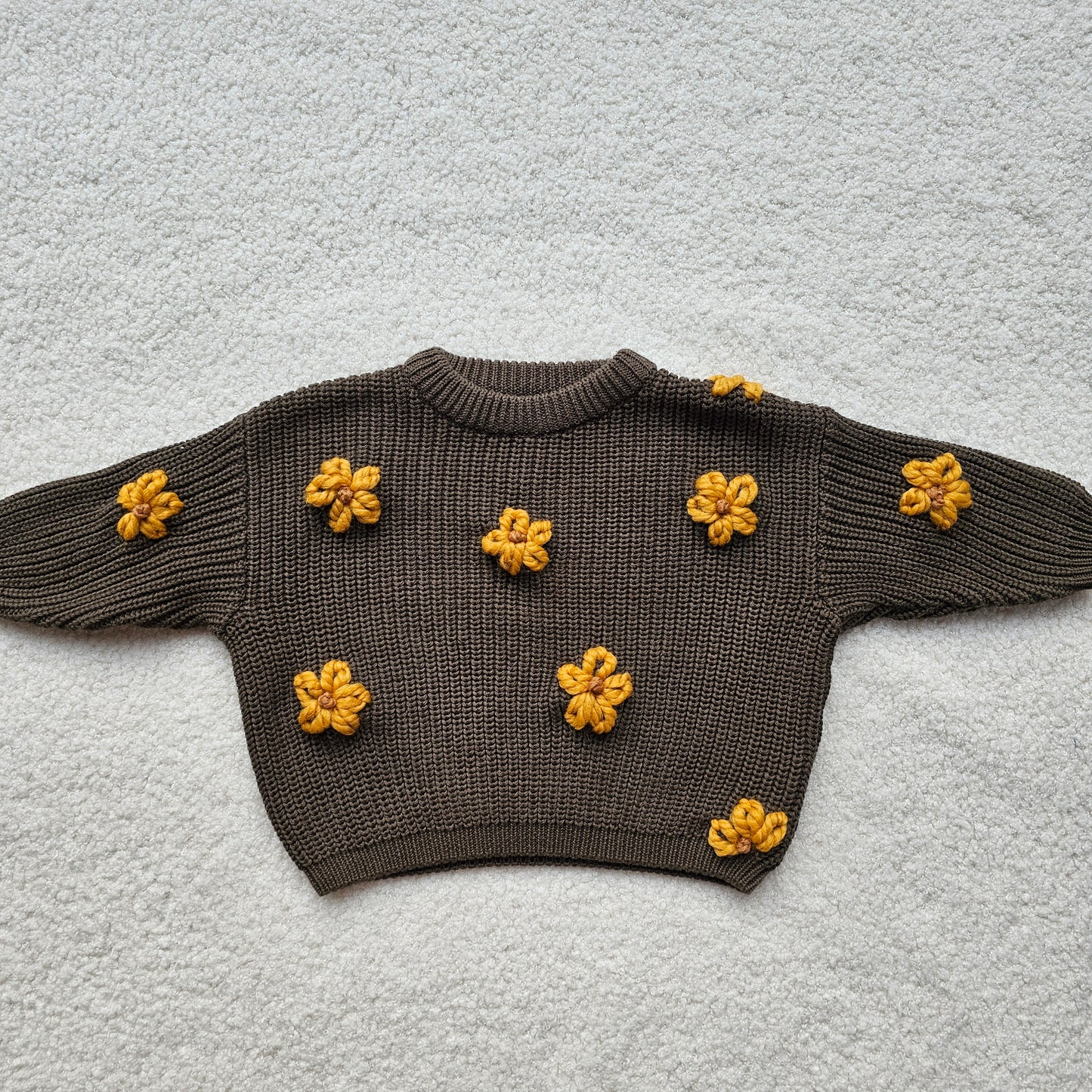 Kaki sweater /bloemen oker 3M/6M