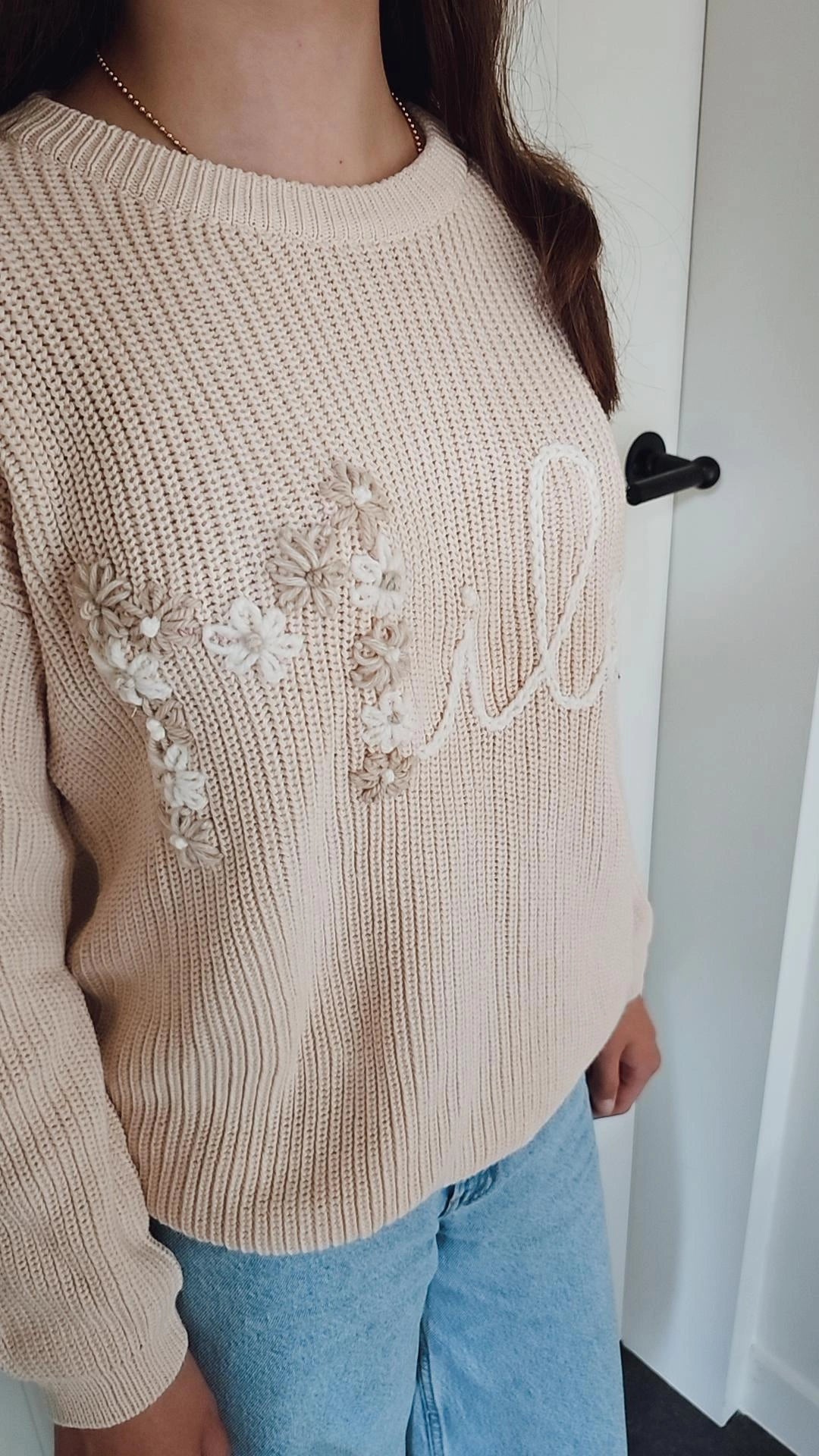 Sweater bloemenletter + naam
