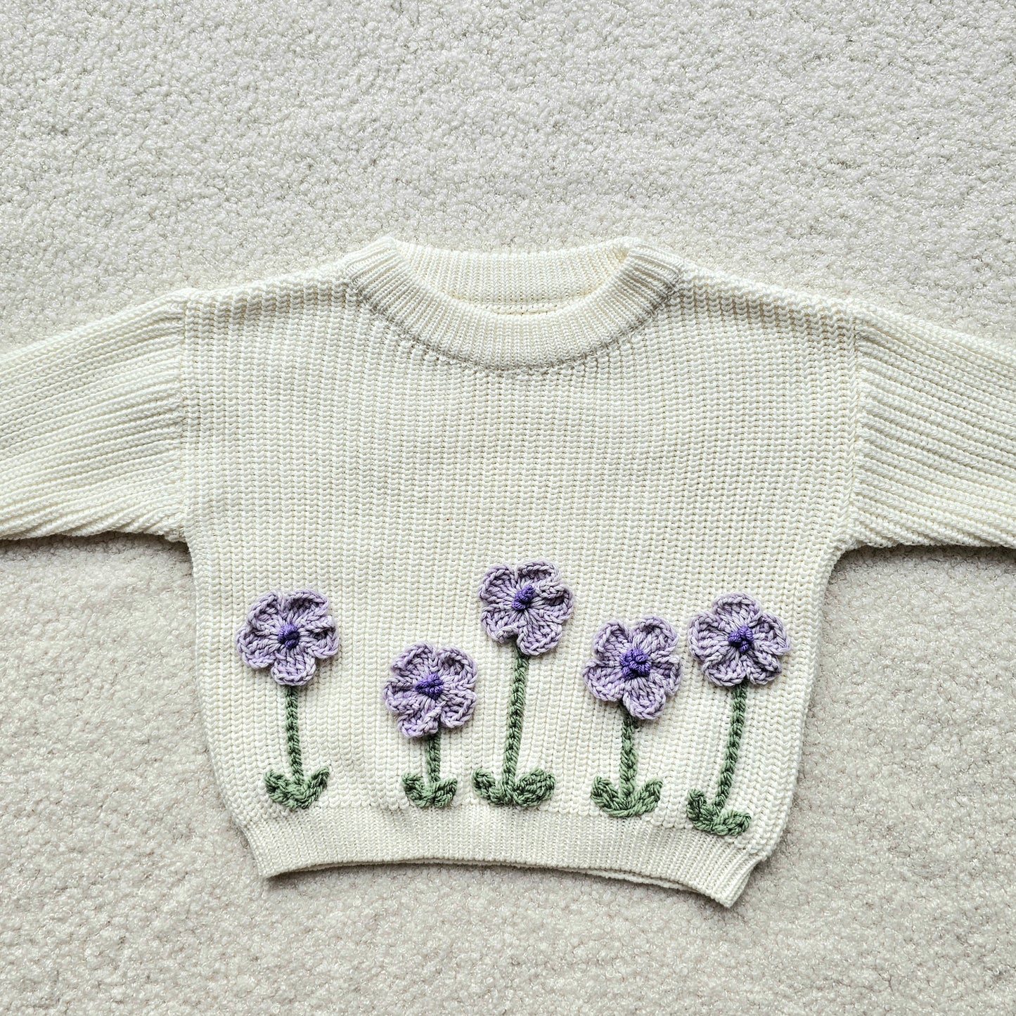Sweater wit/paarse bloemen 3/6 maand