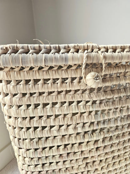 Wasmand recht groot